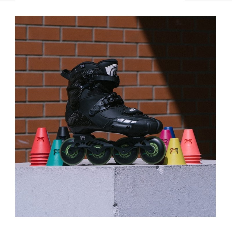 Rolki FR Skates Igor 2020 2021 - tło
