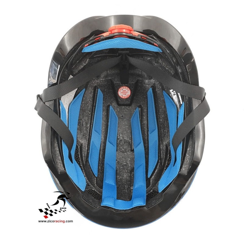 Kask CadoMotus Omega Aero - widok od spodu