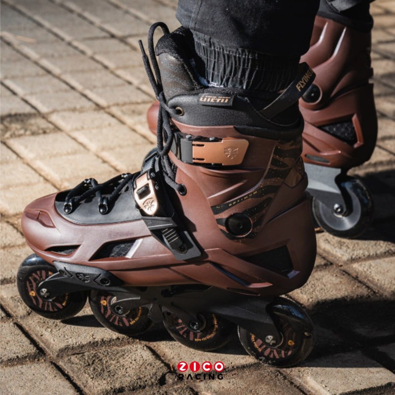 Rolki marki Flying Eagle model F7 Optimum w kolorze brązowym widok na nogach